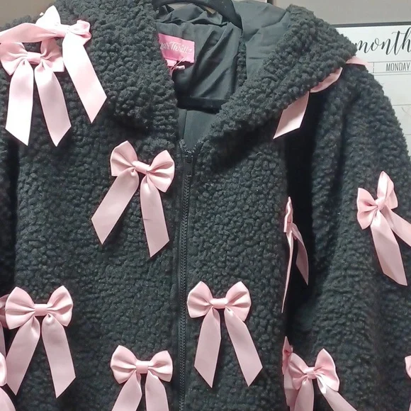DOLLSKILL SUGAR THRILLZ 2X BLACK SERPA WITH PINK BOWS LONG-SLEEVED POCKETS - Picture 5 of 11